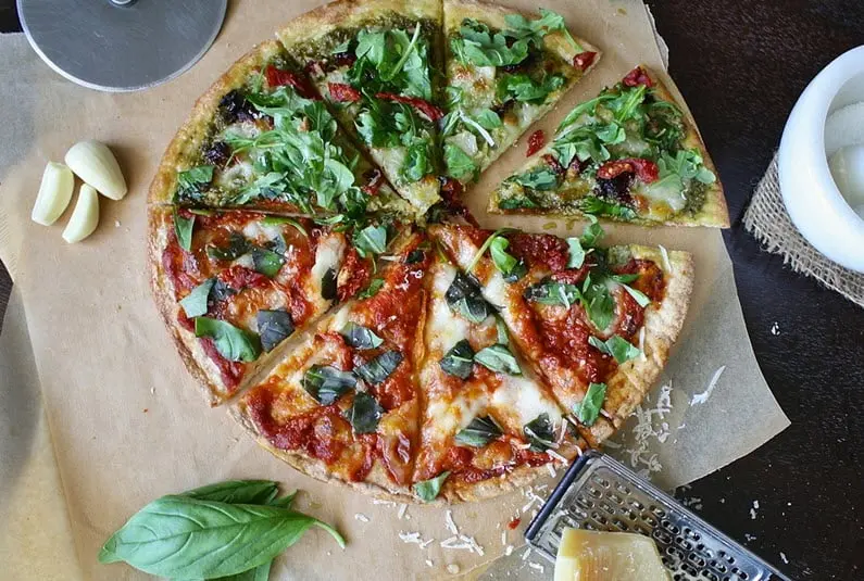Lavkarbo pizza med fantastisk pizzabunn